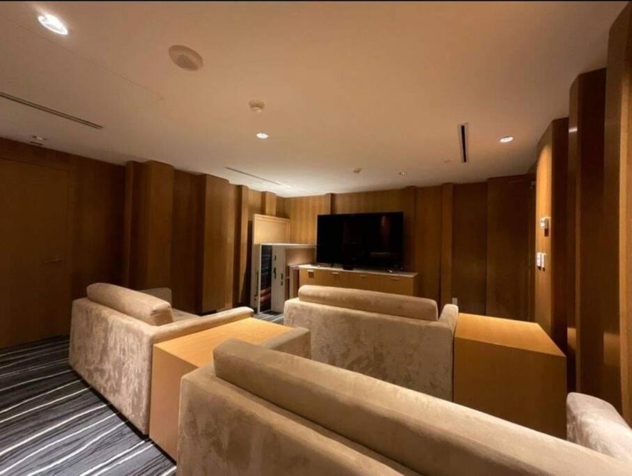 Cn Tower View With Free Parking, Pool, & More Amenities Toronto Ngoại thất bức ảnh